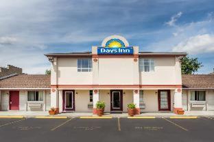 Days Inn By Wyndham Cape Carteret Room photo